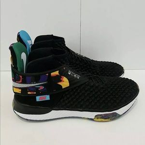 Nike Air Zoom UNVRS Flyease Men's Basketball Shoes